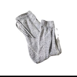 Lululemon Snap Button Side Pants Elastic Cuff Size 4